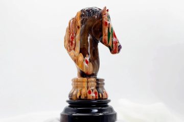 Quân Mã Cờ Vua Khổng Lồ - The Giant Chess Piece 2