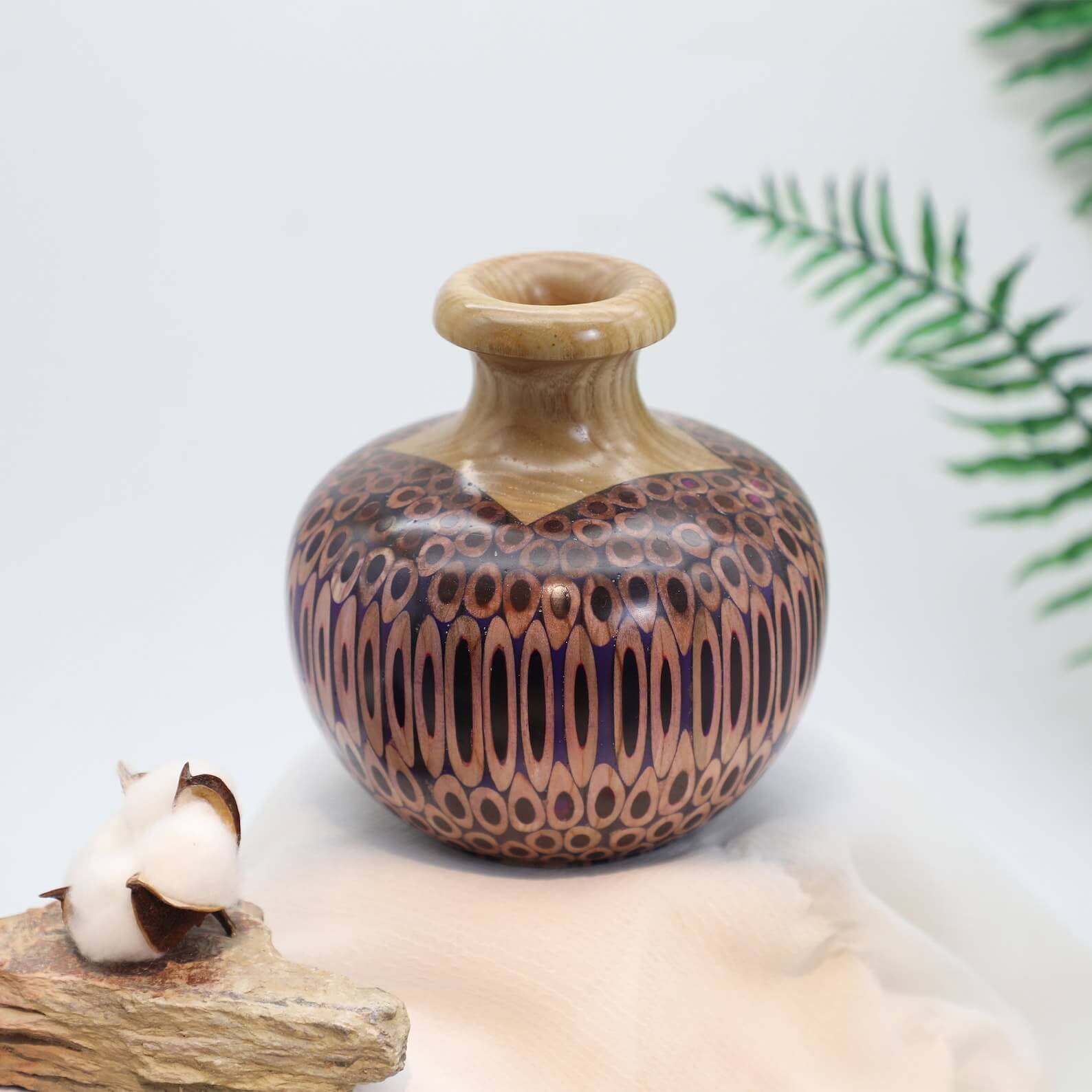 Black-Purple_Handmade Colored Pencil Vase - Cast in Clear Resin