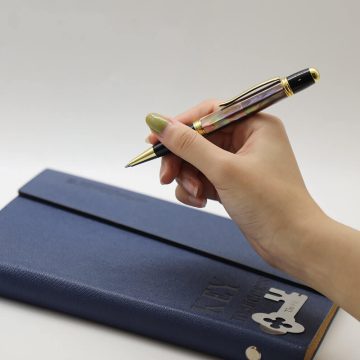 Pearl Pen - Henry Le Design