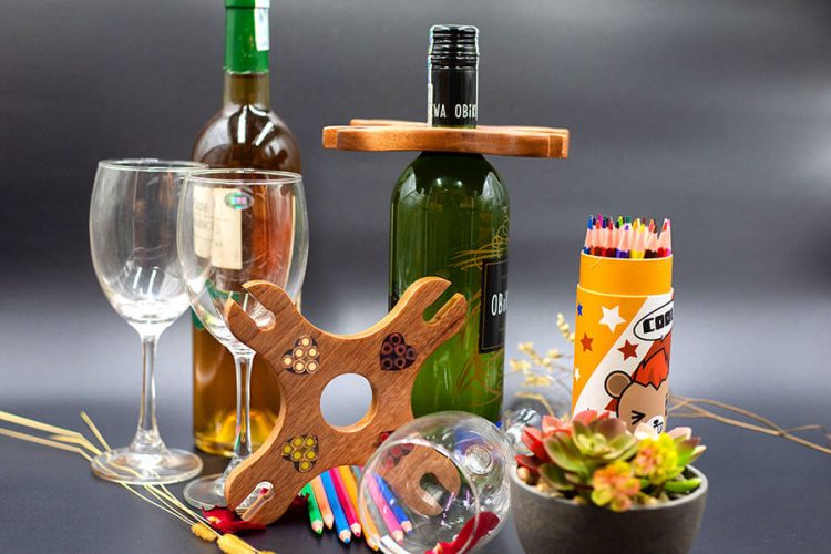 Colored-Pencil Wine Bottle Holder with 4 Long Stem Glasses5