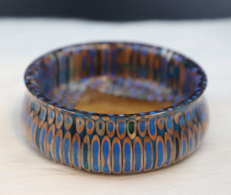 Decorative Colored-pencil Golden Precious Bowl