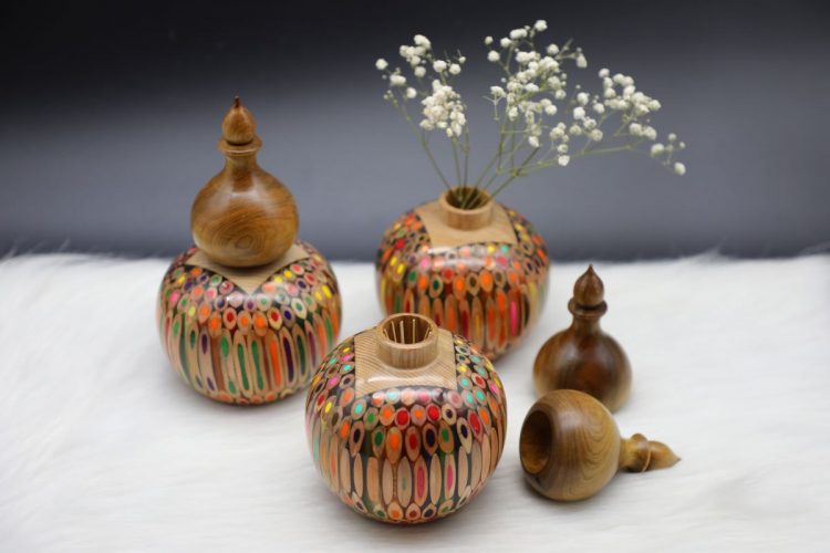 Decorative Colored-pencil Gourd Vase