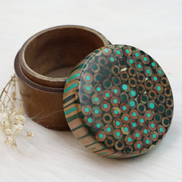 Decorative Colored-pencil Jewelry Box