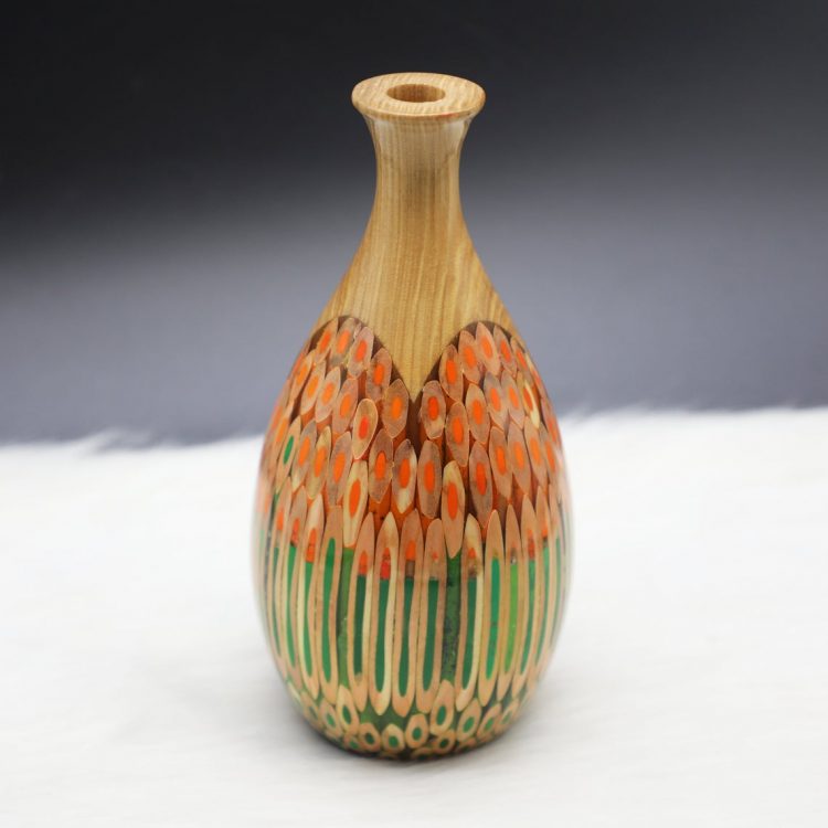 Decorative Colored-pencil Pipa Vase