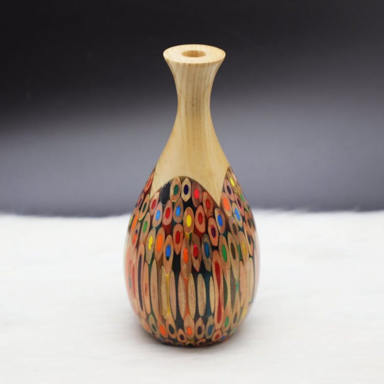 Decorative Colored-pencil Pipa Vase