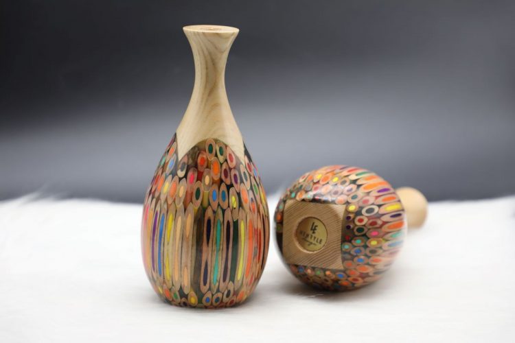 Decorative Colored-pencil Pipa Vase