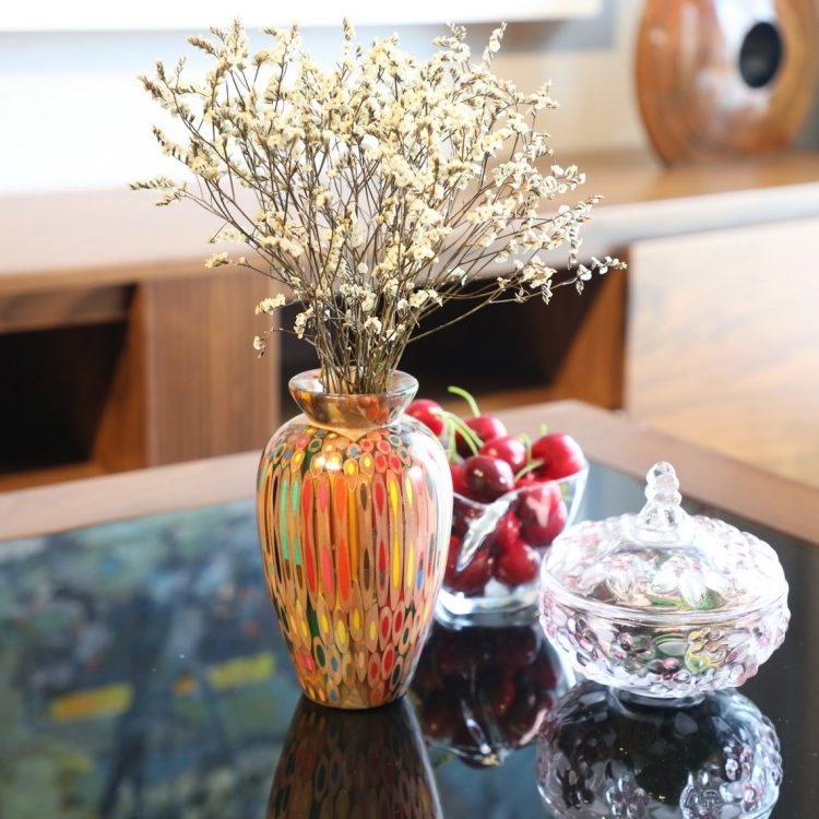Decorative Colored-pencil Prosperity Vase