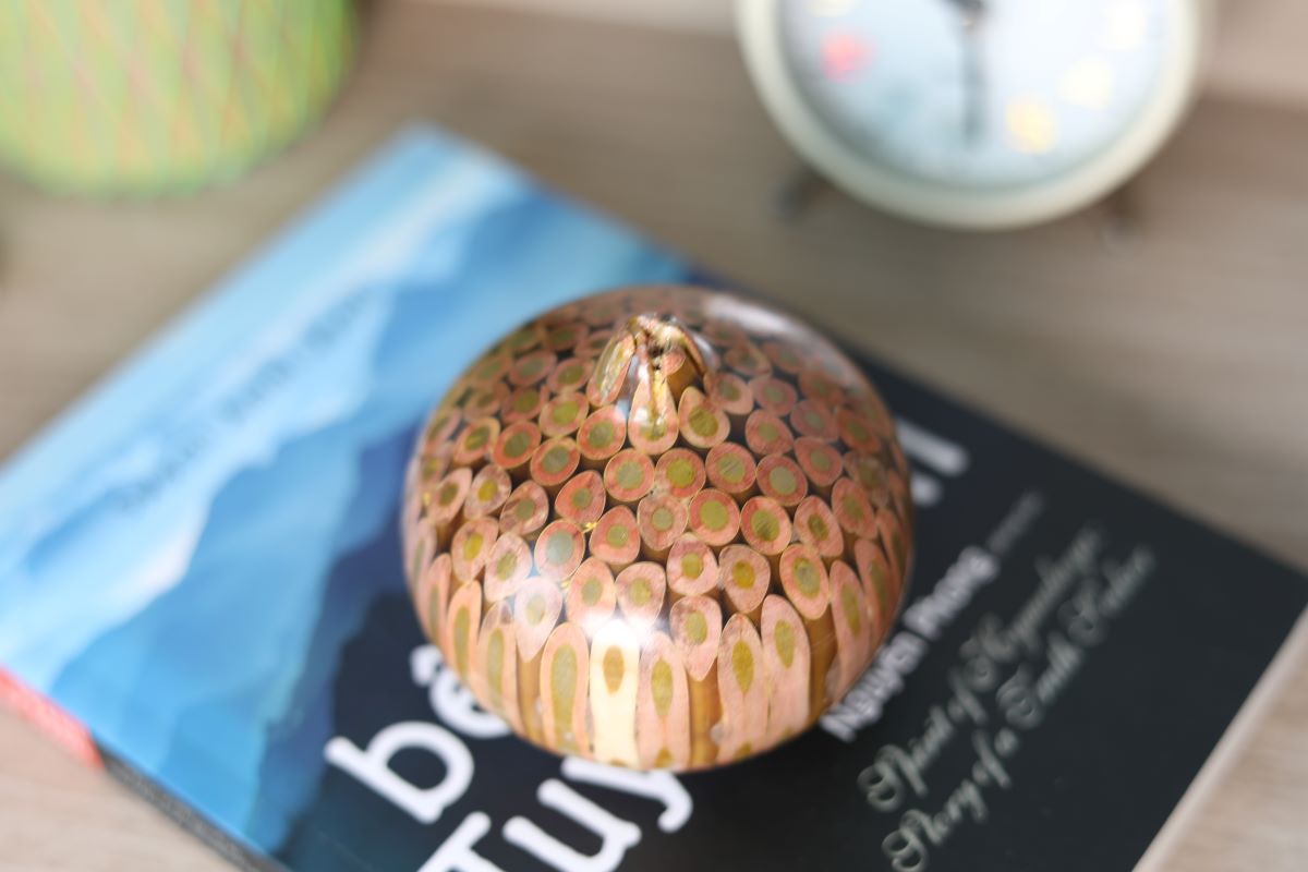 Decorative Colored-pencil Quy Tu Pomegranate