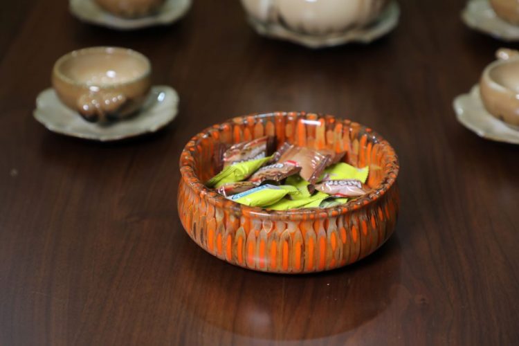 Decorative Colored-pencil Golden Precious Bowl