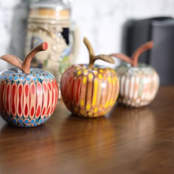 Decorative Wooden Colored-pencil Aleo Apple