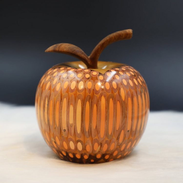 Decorative Wooden Colored-pencil Delato Apple