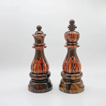 Deluxe Serial of Chess Pieces for Decor – The King & Queen