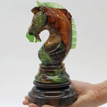 Special Edition Giant Deluxe Chess Piece - The Knight Chess