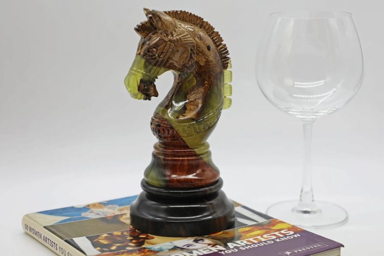 Special Edition Giant Deluxe Chess Piece - The Knight Chess