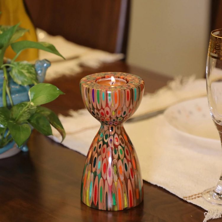 Decorative Colored-pencil The Queen Candle Holder