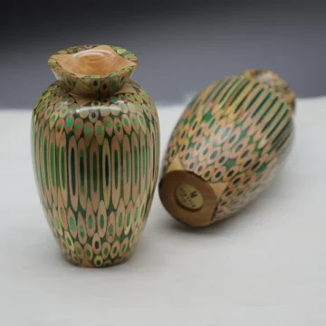 Handmade Multi-Colored Pencil Dry Flower Vase, Best Resin Art Decor for Ornaments